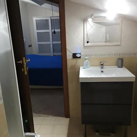 Apartment Sweet Airport